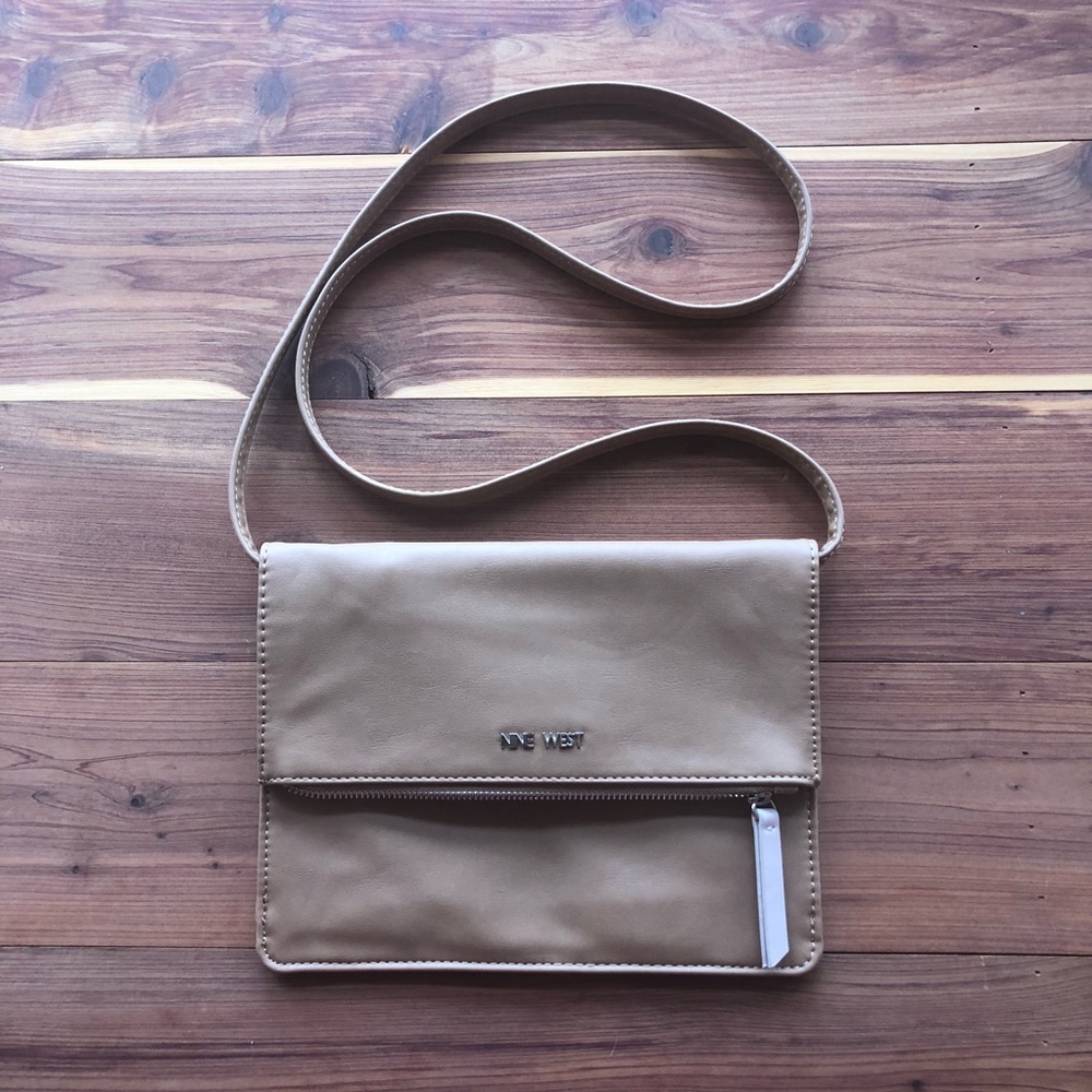 NWT Nine West Tan Crossbody Clutch